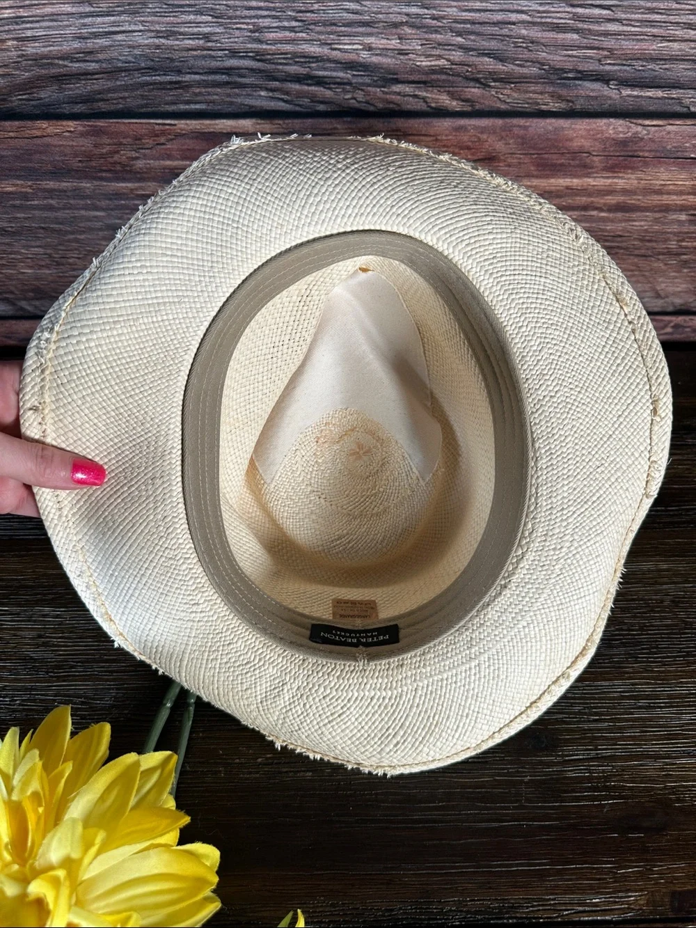 Peter Beaton classic beige